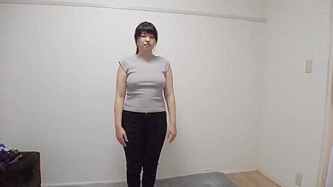Onin-088 Big Boobs That Pop Out When You Roll Up Your C