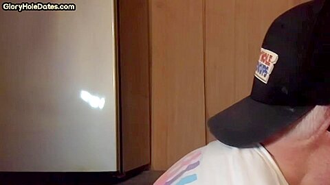 Oral gloryhole DILF sucks BF with eager mouth in private vid