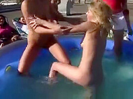 Party teens 18+ Eating Pussy