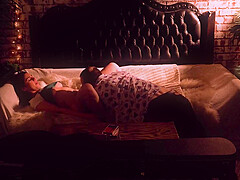 Penelope Reed And Chad Alva In And Star In On Beat - An Erotic Vignette