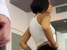 Petite Young Honey Gold Fucks Her Stepdad After Helping Him