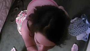 Plump teen 18+ Gives Awesome Head