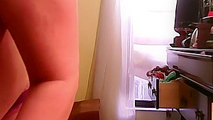 Preggo wife caught after shower