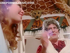 Pretty Peaches Vintage Hardcore Porn Video