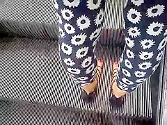 Public Feet 1
