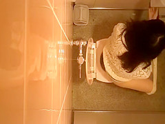 Public toilet ceiling catches women pissing