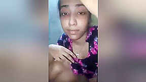 Pussy Show In Bathroom By Desi Chick