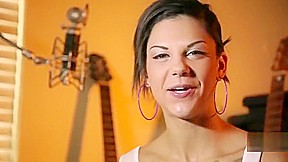 Put Her Ass To Work - Bonnie Rotten
