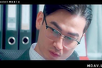 Rae Lil In Golden Carp Is Extraordinary - Fuck A Slutty Office Girl