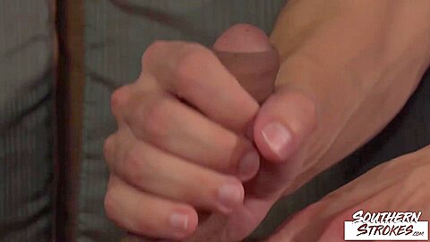 SOUTHERNSTROKES Twinks Axel Berti And Claude Laurent Handjob