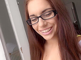 Satisfaction Guaranteed With Jenny Glam - HeavyOnHotties