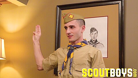 ScoutBoys Oliver James strips his uniform for Rick Fantana