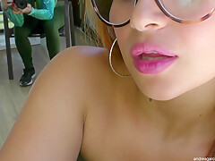 Selfie On Production Con La Bella Monrroy - Sex Movies Featuring Andrea Garcia