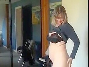 Sexy Housewife With Big Tits Pleasuring Himself