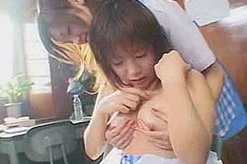 Sexy Japanese Lesbian Babes 26