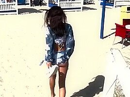 Sexy Monika Fox Walks Along Beach Of Varadero - Monikafox