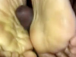 Sexy ebony bbw solejob ( girl from previous video )