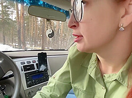 She Had Nothing To Pay The Taxi Driver And She Sucked Him Right In The Car