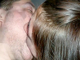 Slideshow of Amateur Couples Deep Tongue Kissing