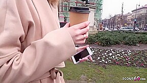 Slim College Girl Tricked To Nail At Pic