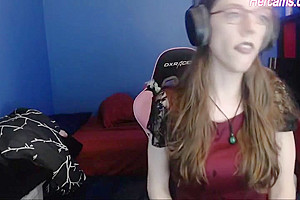 Slim Glassesed Tgirl In Sexy Stockings Wanks Fast Until She Shoots Big Amazing Cum