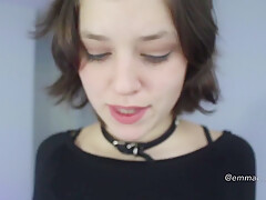 Small Titted Babe Toys Her Pussy On Webcam