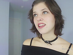 Small Titted Babe Toys Her Pussy On Webcam