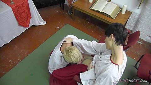 Sneaky Wine Hard Young Cock - Nail Brooks Lewis Romeo - TXXXMStudios