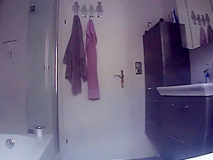 Step daughter spied while shaving pussy