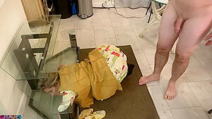 Stepmom Gets Stuck And Fucked In The Ass - Matthias Christ And Erin Electra
