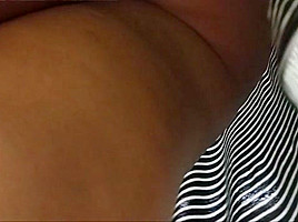 Store upskirt with slowmo