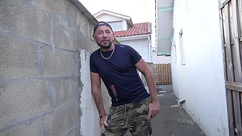 Straight Fucked By Straight In Restaurant - LatinoFucker