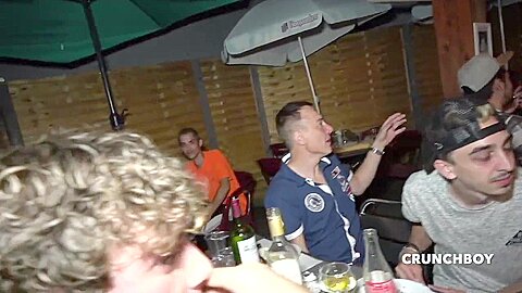 Straight Fucked By Straight In Restaurant - LatinoFucker