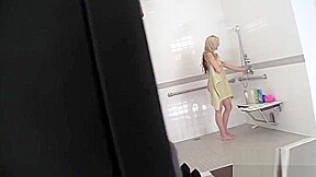 Stunning teacher Sandy Lange slammed passionately in showers
