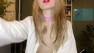 Sweetly Caresses Herself #wetpussy #tighthole