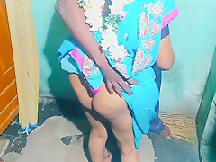 Tamil Aunty House Owner Romance