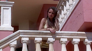 Tanned Beauty Shows Off Her Body - Julia Reaves
