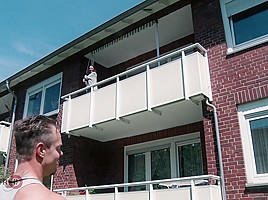 The Sperm Gun Is In Position - Hitzefrei