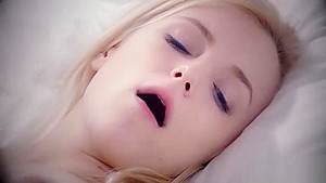 The most cutest blonde babe satisfied herself with fingers