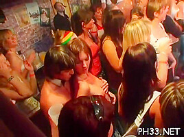 Tons Of Ladies Are Sucking Dicks