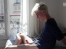 Top Five: Celebrity Twinks Who Showed Penis - Mr Man