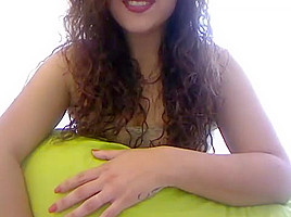 Türkish hotlipsx onbedroom playing