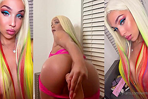 Ts Winterdoll Ass Play - Jonelle Brooks
