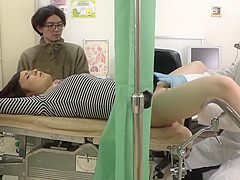 UD-818R The Gynecologist Molester!! Japanese Hospital :1