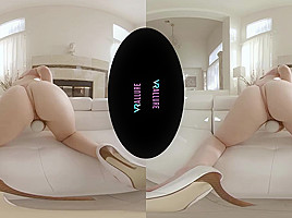 VRALLURE How Well Do You Know Kay Carter?