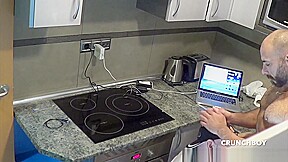 Webcam in the kitchen with Jess used raw by Jorhe Leal - HomeWebCamera