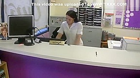 Wetting At Work - Ineed2pee (Cheyenne)