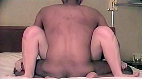 Wife pussy pumped by black cock