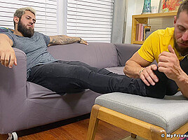 Zeek's Feet Worshiped For Rent - Zeek