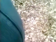 abuelo se corre en el campo